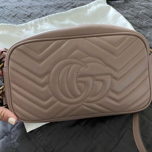 SOLD!! Gucci GG Marmont Small Matelasse in Pink - Picture 2 of 5